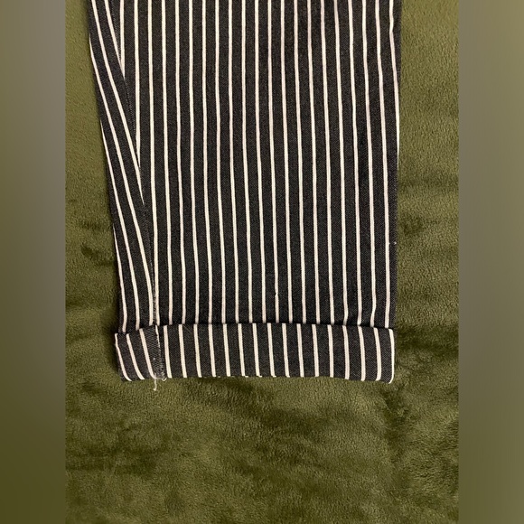 Jogger - Picture 3 of 4